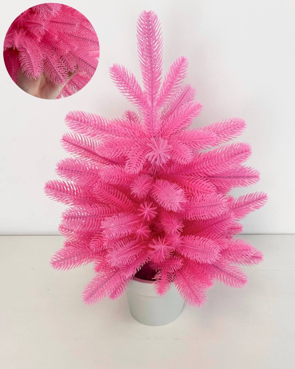 Штучна Ялинка Елегант рожева  в  горщику 50 см